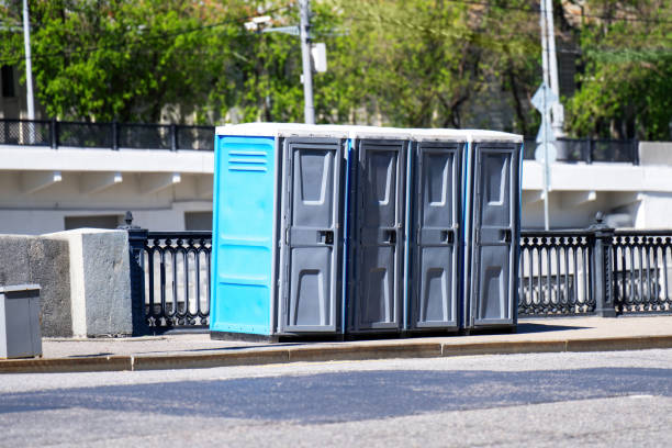 Best Portable bathroom rental  in Auburn, KY