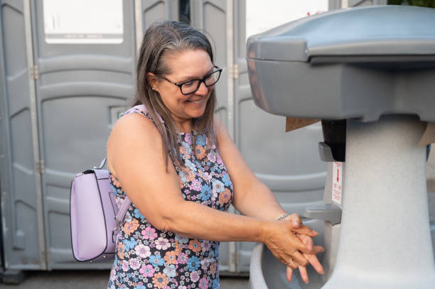 Best Porta potty rental for parties  in Auburn, KY